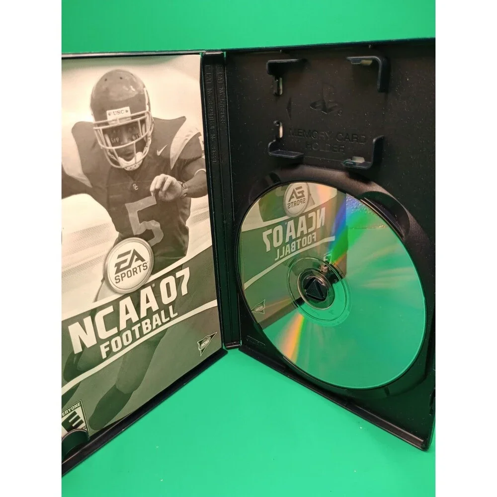 NCAA Football 07 (Sony PlayStation 2, 2006)